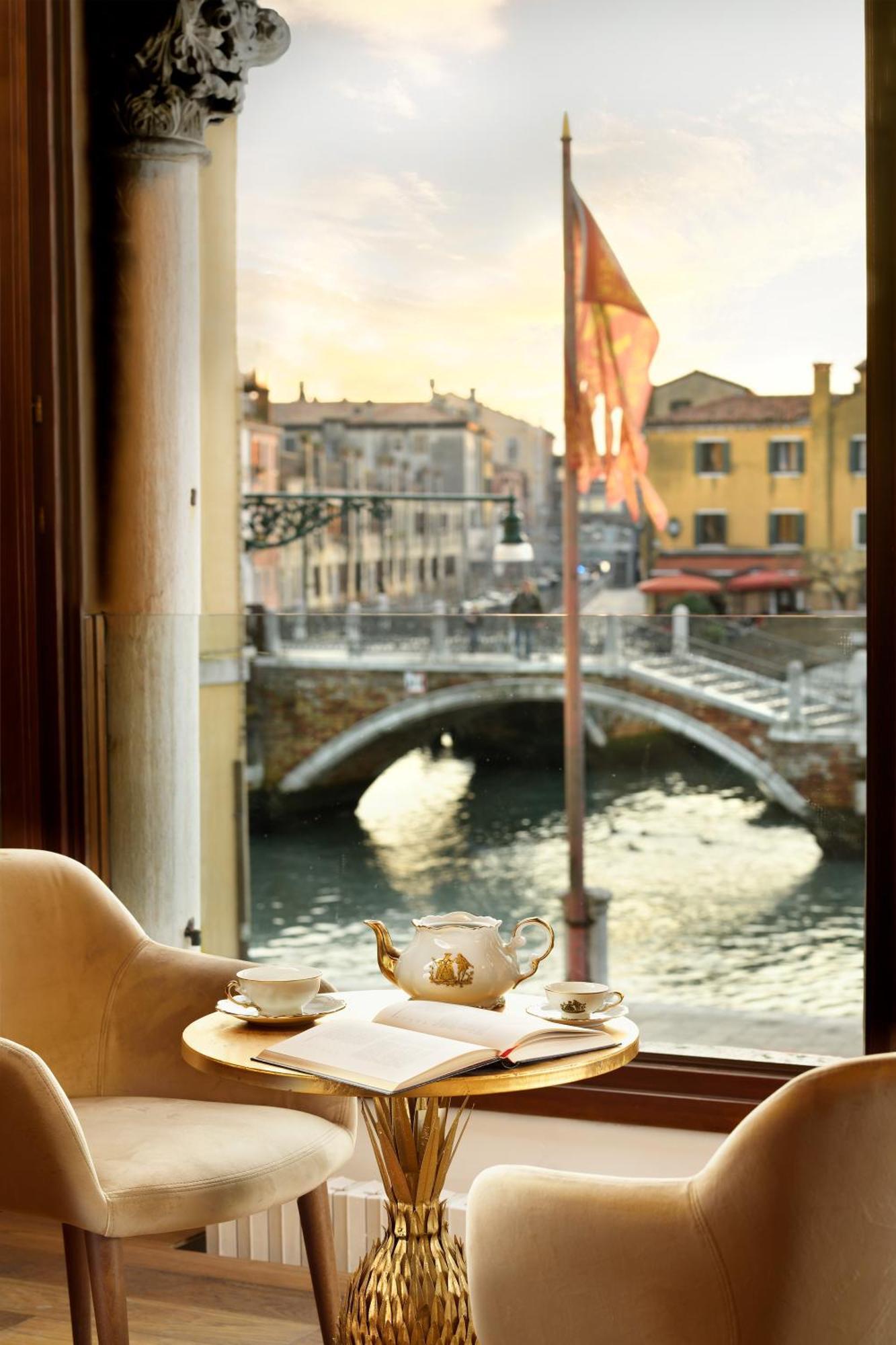Swan Dolcevita Prestige Stay - Canal View & Exclusive Experience Venecia Exterior foto